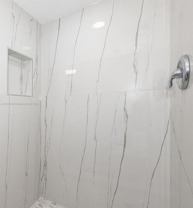 5 of 7 - 1334 Nw 56th St, Miami, FL