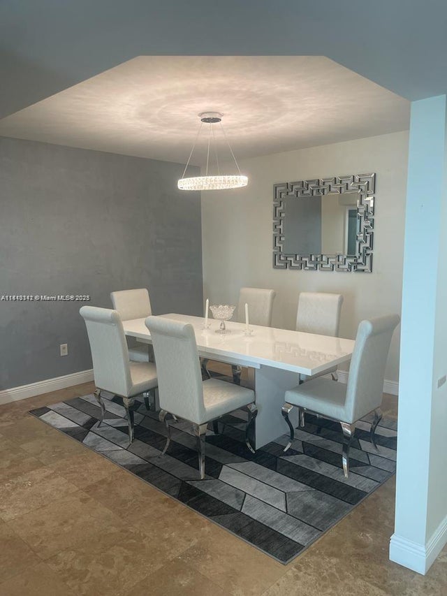 4 of 6 - 16500 Collins Ave 652, Sunny Isles Beach, FL