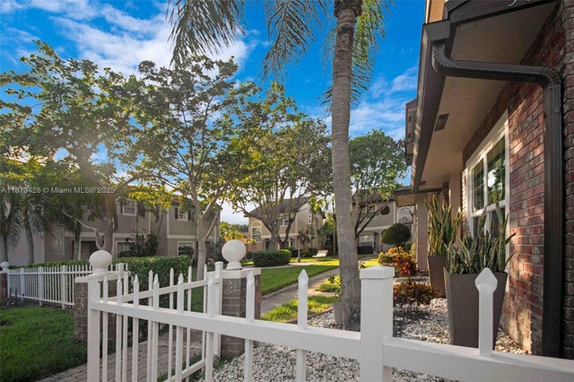 2 of 35 - 3897 Nw 122nd Ter, Sunrise, FL