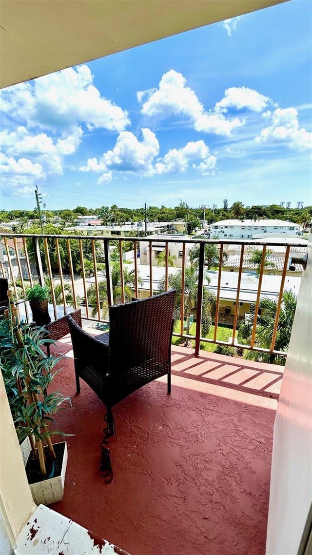 2 of 8 - N/A, Hollywood, FL