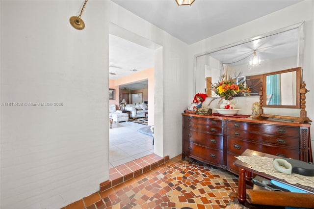 5 of 42 - 1706 N 45th Ave, Hollywood, FL