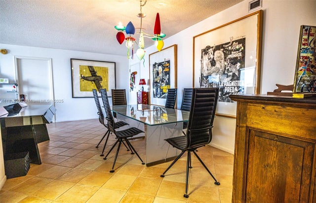 1 of 29 - 2841 N Ocean Blvd 1809, Fort Lauderdale, FL