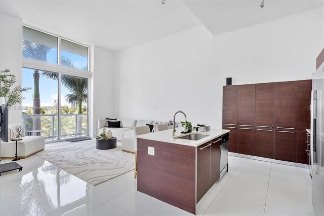 4 of 31 - 1900 N Bayshore Dr 603, Miami, FL