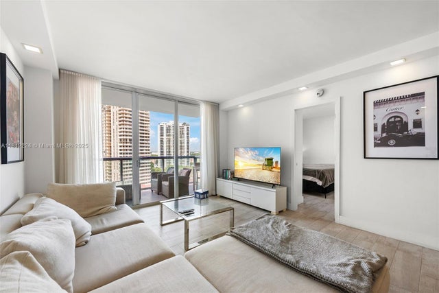 3 of 26 - 19390 Collins Ave 1519, Sunny Isles Beach, FL