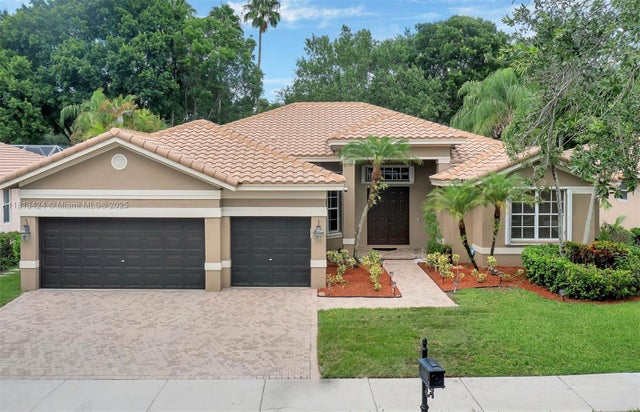 2 of 43 - 3943 Nighthawk Dr, Weston, FL