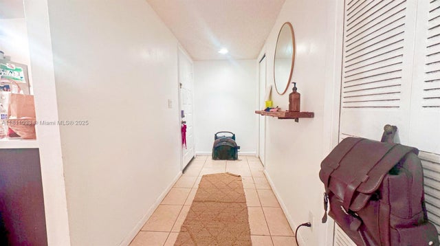 5 of 43 - 296 Racquet Club Rd 104, Weston, FL