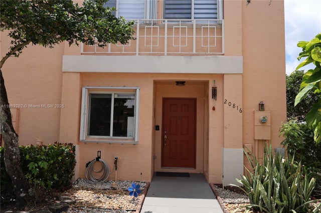 4 of 96 - 20816 Nw 2nd St, Pembroke Pines, FL