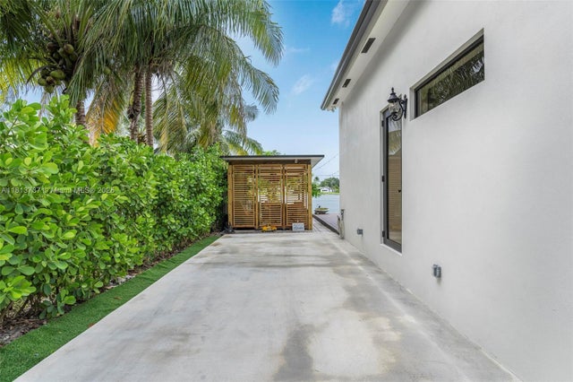 5 of 66 - 9291 Sw 88th St, Miami, FL