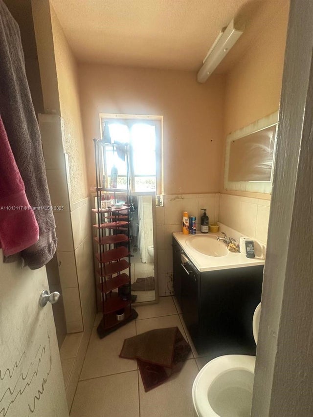 5 of 6 - 13700 Ne 6th Ave 311, North Miami, FL