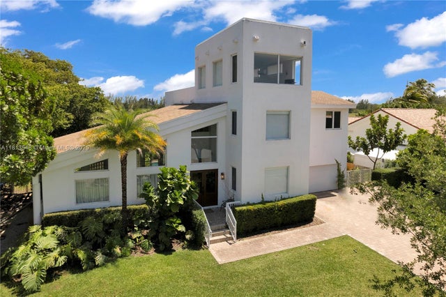 2 of 73 - 6320 Dolphin Dr, Coral Gables, FL
