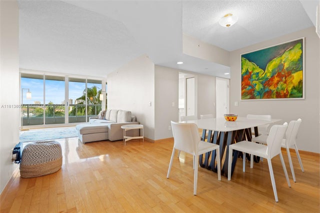 1 of 39 - 21205 Yacht Club Dr 707, Aventura, FL