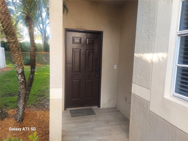 2 of 32 - 1201 Sorrento Dr, Weston, FL