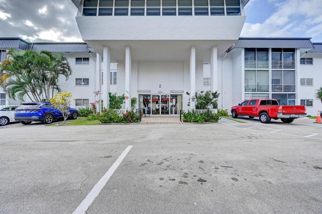 1 of 43 - 4880 Nw 22nd St 207, Lauderhill, FL