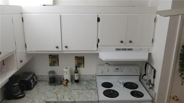 3 of 43 - 4880 Nw 22nd St 207, Lauderhill, FL