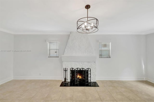 3 of 34 - 276 Ne 90th St, El Portal, FL