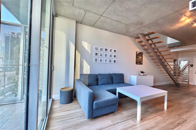 4 of 37 - 690 Sw 1st Ct 1006, Miami, FL