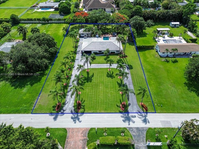 2 of 48 - 3030 Sw 117th Ave, Davie, FL
