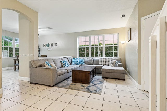 5 of 37 - 3860 Nw 90th Way, Sunrise, FL