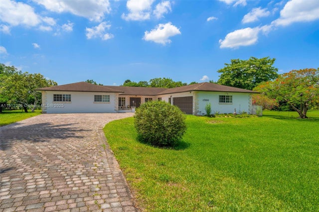 4 of 51 - 17550 Sw 59th Ct, Southwest Ranches, FL
