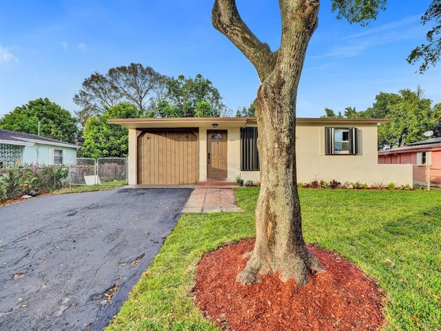 1 of 16 - 6251 Nw 12th Ct, Sunrise, FL