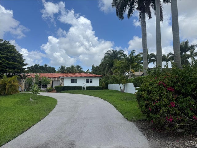 1 of 34 - 220 Nw 130th Ave, Miami, FL
