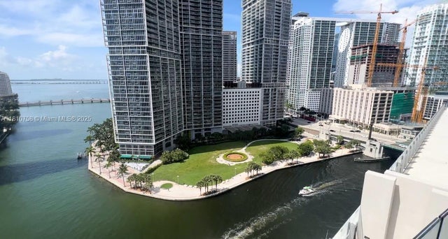 5 of 50 - 300 Biscayne Blvd Way 1805, Miami, FL