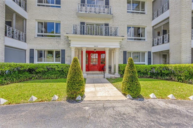 2 of 26 - 2825 Granada Blvd 3b, Coral Gables, FL
