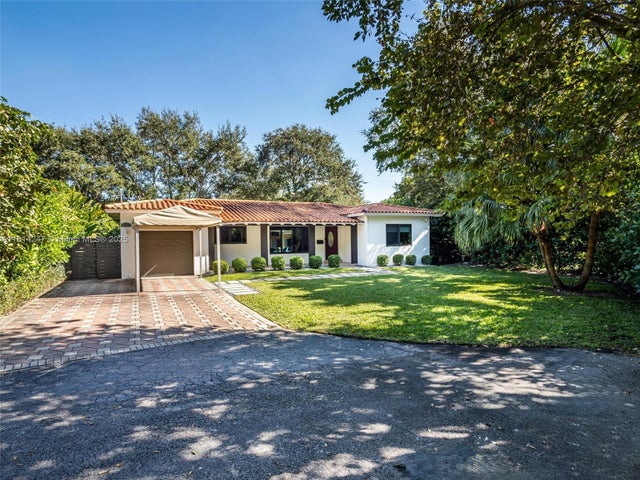 2 of 33 - 10801 Ne 8th Ct, Biscayne Park, FL
