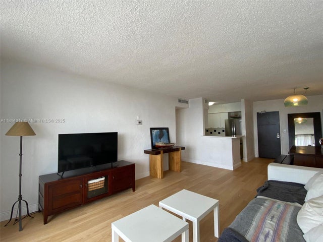4 of 23 - 1500 Bay Rd 1274s, Miami Beach, FL