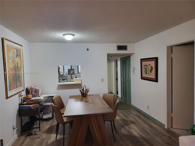 5 of 20 - 4820 W Lucerne Lakes Blvd W 305, Lake Worth, FL
