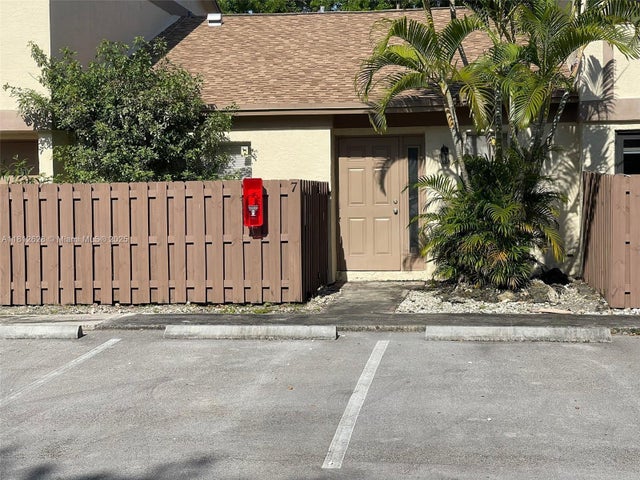 1 of 21 - 3050 Nw 106th Ave 7, Sunrise, FL
