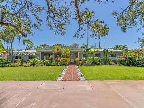 1 of 40 - 915 Country Club Prado, Coral Gables, FL