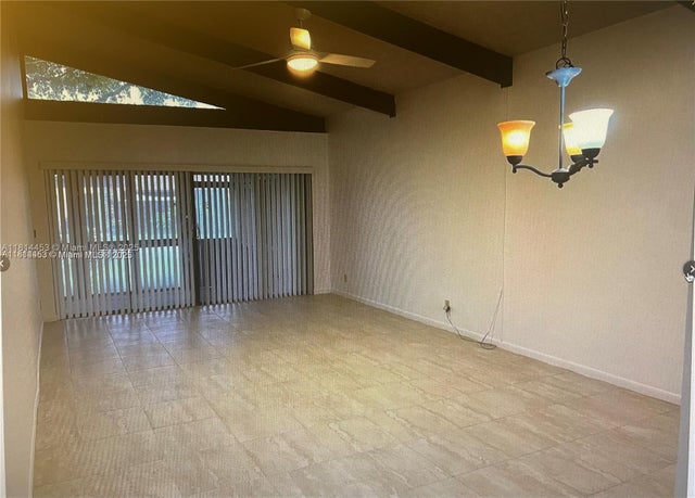 4 of 22 - 110 Gate Rd 2-64, Hollywood, FL