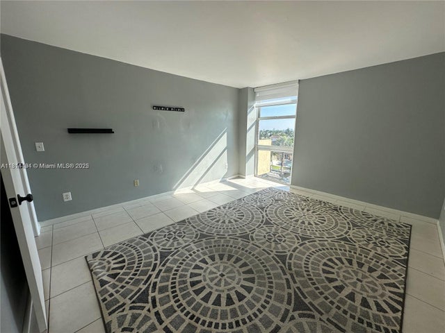 5 of 15 - 2350 Ne 135th St 505, North Miami, FL