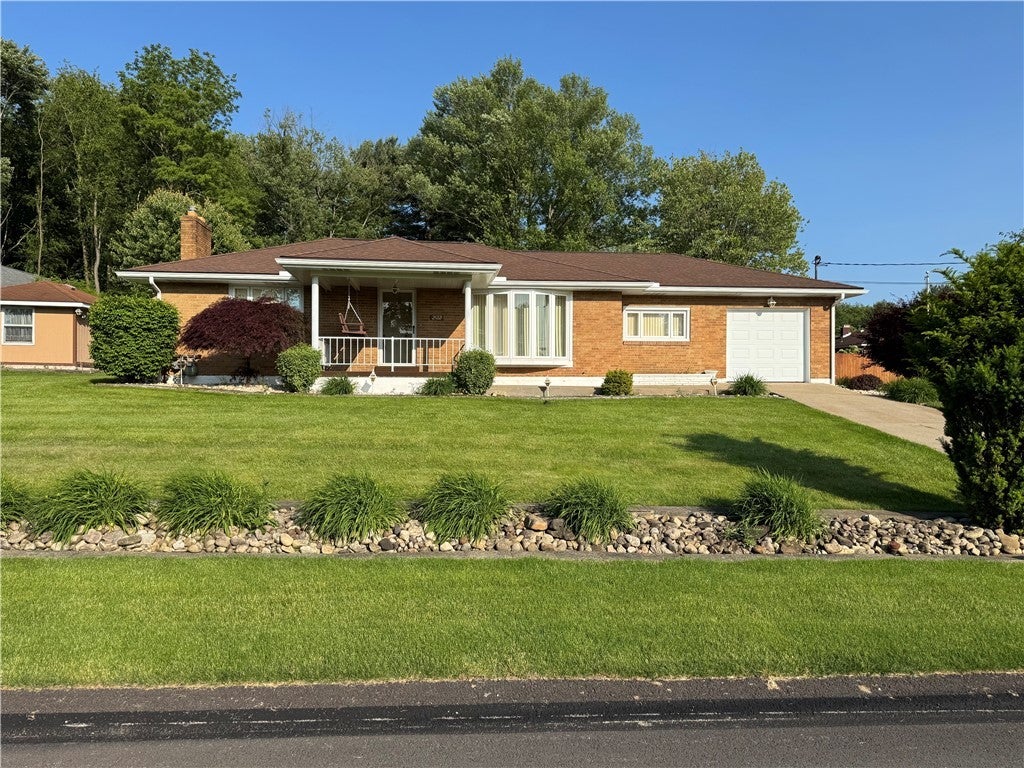 2122 Elizabeth Court, Murrysville