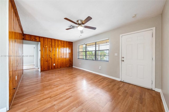 5 of 33 - 2431 Rodman St, Hollywood, FL