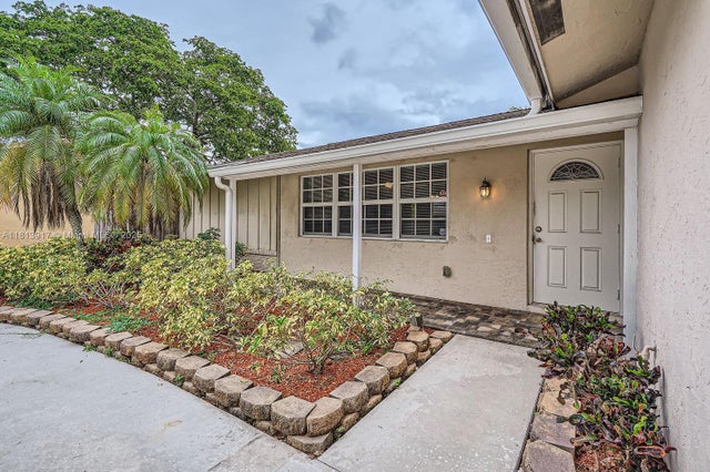 3 of 22 - 9802 N Military Trl, Palm Beach Gardens, FL