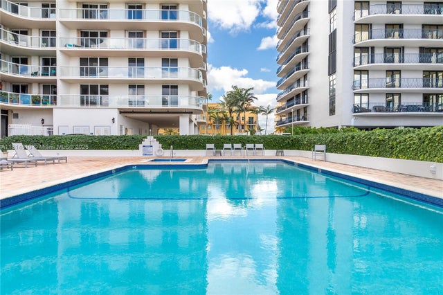 3 of 39 - 8855 Collins Ave 4g, Surfside, FL