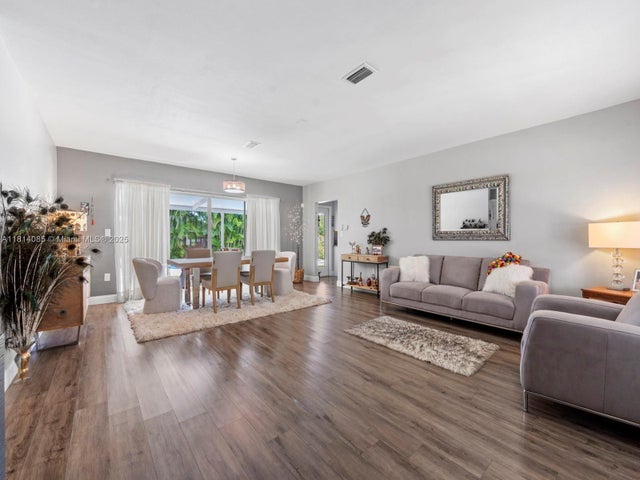 3 of 27 - 9200 Sw 178th Ter, Palmetto Bay, FL