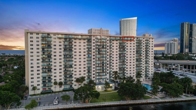 3 of 33 - 19390 Collins Ave Ph-7, Sunny Isles Beach, FL
