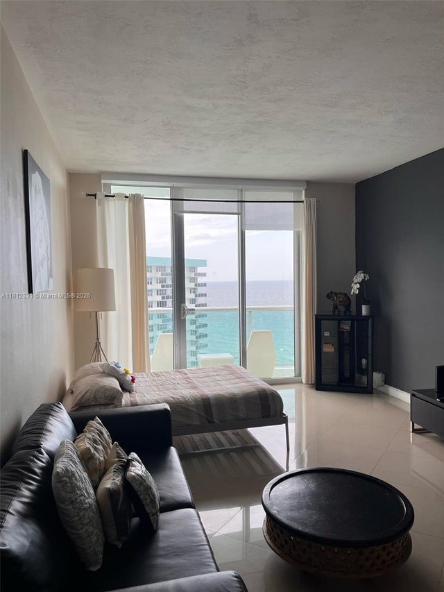 1 of 11 - 3801 S Ocean Dr Ph16y, Hollywood, FL