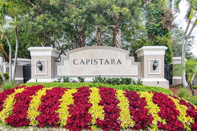 2 of 40 - 4627 Capital Dr, Lake Worth, FL