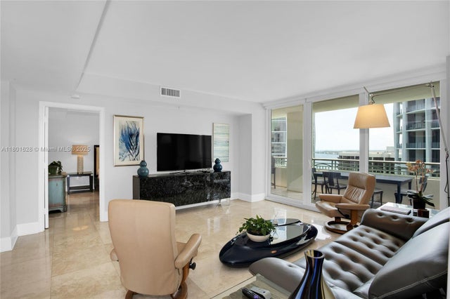 3 of 20 - 3400 Sw 27th Ave 1904, Coconut Grove, FL