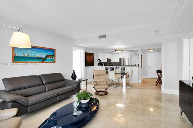 5 of 20 - 3400 Sw 27th Ave 1904, Coconut Grove, FL