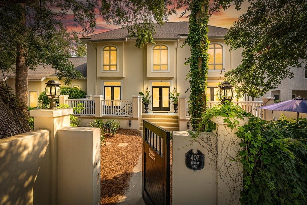 407 Butler Avenue, St Simons Island