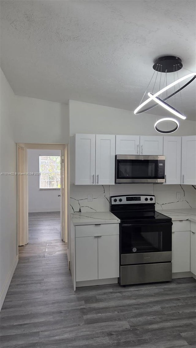 5 of 19 - 2248 Marina Park Dr, Fort Myers, FL