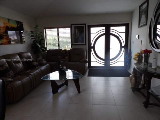 4 of 21 - 12210 Sw 216th St, Miami, FL