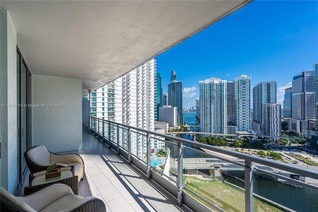 2 of 50 - 90 Sw 3rd St 2513, Miami, FL