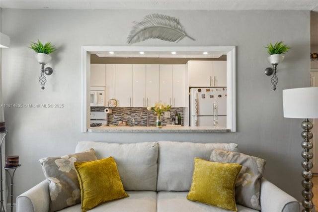 3 of 23 - 121 Ne 204th St 6, Miami Gardens, FL