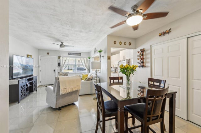4 of 23 - 121 Ne 204th St 6, Miami Gardens, FL